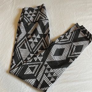 Aerie leggings - never worn